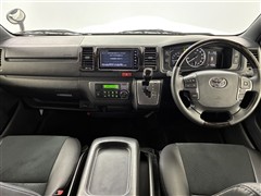 ハイエースバン S GL ダークP2