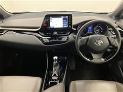 C-HR ハイブリッド G