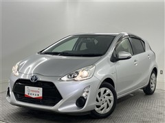 トヨタ アクア S