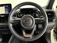 ヤリス ハイブリッド Z
