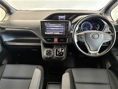 ヴォクシー HYBRID ZS