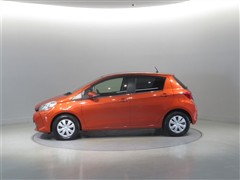 ヴィッツ ジュエラ