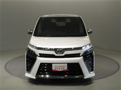 ヴォクシー ZSキラメキ3