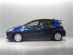 アクア Sスタイルブラック