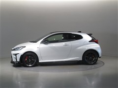 GRヤリス RZハイパフォーマンス