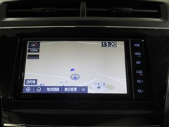 プリウスアルファ S