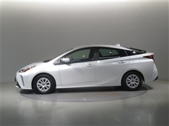 プリウス Sセーフティプラス2