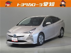 トヨタ　プリウス A