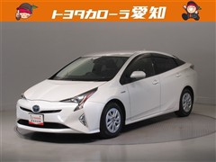 プリウス Sセーフティプラス