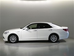 クラウンロイヤル HV ロイヤルサルーン