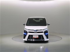 ヴォクシーHV ZSキラメキ3