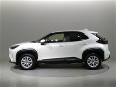 ヤリスクロス ハイブリッド G