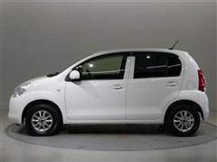 パッソ 1.0Xクツロギ