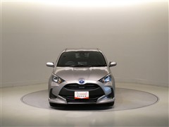 ヤリス ハイブリッド X