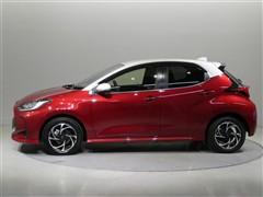 ヤリス ハイブリッド Z