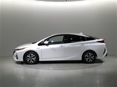 プリウスPHV Aナビパッケージ