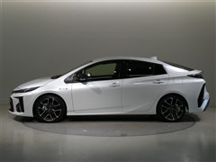 プリウスPHV S GRスポーツ