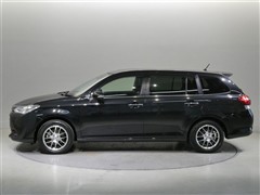 カローラフィールダーGプラスレッド