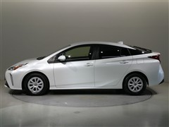 プリウス Sセーフティプラス2