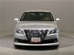 クラウンロイヤル HV ロイヤルサルーン