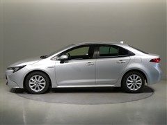 カローラ ハイブリッド S