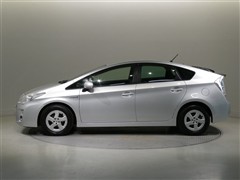 プリウス S LEDエディション