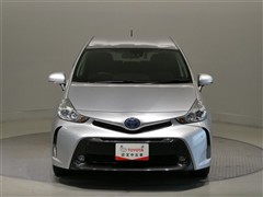 プリウスアルファ S