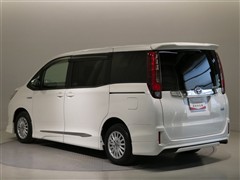 ノア ハイブリッド X