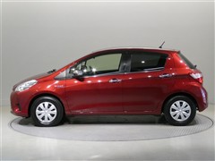 ヴィッツ ハイブリッド ジュエラ