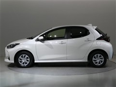 ヤリス ハイブリッド G