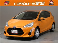 トヨタ　アクア S