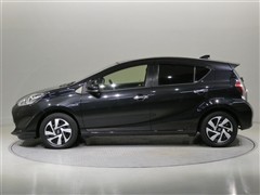 アクア Sスタイルブラック