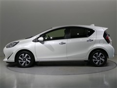 アクア S スタイルブラック