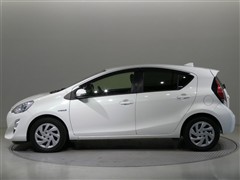 アクア Gブラックレザー