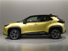 ヤリスクロスHV Z