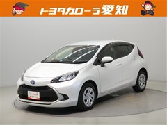 トヨタ　アクア G
