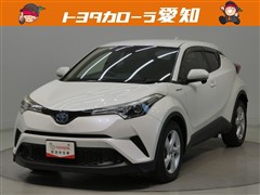 トヨタ C-HR HV S