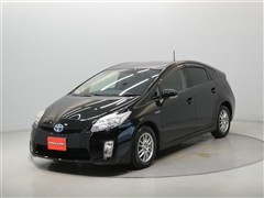 トヨタ　プリウス S LEDエディション