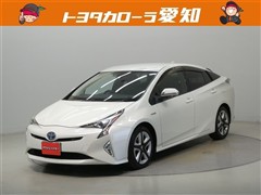 トヨタ プリウス A ツーリングセレクション