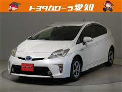 トヨタ プリウス S