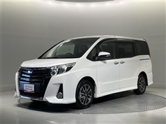 トヨタ　ノア SI ダブルバイビー
