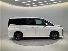 ヴォクシー ハイブリッド S-Z