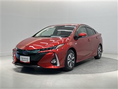 トヨタ　プリウスPHV A