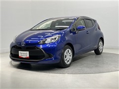 トヨタ アクア X