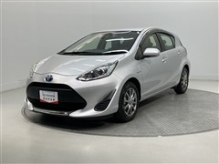 トヨタ アクア S ビジネスパッケージ