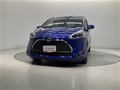 シエンタHV ファンベースG クエロ