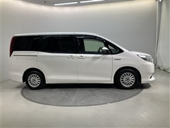 ノア ハイブリッド G