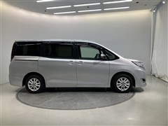 ノア ハイブリッド G