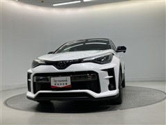C-HR S GRスポーツ