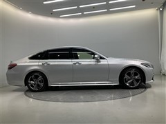 クラウンHV RS アドバンス